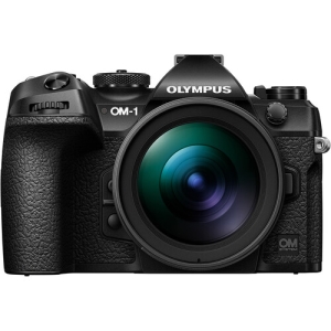 Olympus OM-1 + M Zuiko Digital ED 12‑40mm F/2.8 PRO II - Garanzia Polyphoto 2 Anni