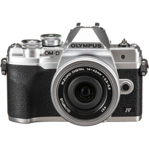 Olympus E-M10 Mark IV + 14-42mm f/3.5-5.6 EZ Silver  - Garanzia Polyphoto 2 Anni