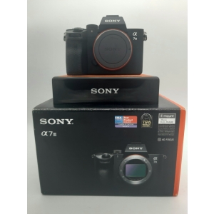 SONY A7 III Body USATO (Scatti 1.065) SALDI