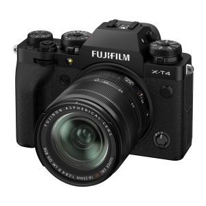 Fujifilm X-T4 Black + XF 18-55mm F/2.8-4 R LM OIS - Garanzia Ufficiale Fuji Italia