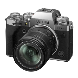 Fujifilm X-T4 Silver + XF 18-55mm F/2.8-4 R LM OIS - Garanzia Ufficiale Fuji Italia