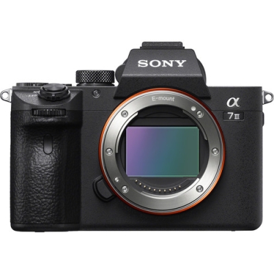 Sony A7III (ILCE-7M3B) Body - Garanzia Sony Italia 2+1 Anni - "SCONTO CASSA SONY € 300,00" + GARANZIA +3 SONY OMAGGIO