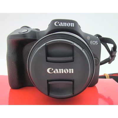 Canon EOS R50 + RF-S 18-45mm f/4.5-6.3 IS STM (Scatti 14.783) USATO