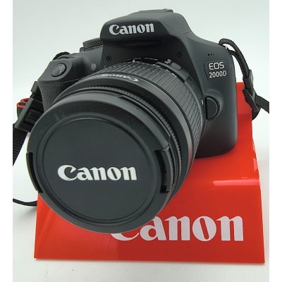 Canon EOS 2000D + EF-S 18-55mm f/3.5-5.6 III (Scatti 3.172) USATO "SALDI"