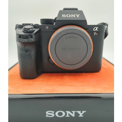 Sony A7R II Body (Scatti 30.381) USATO "SALDI"