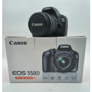 Canon EOS 550D + EF-S 18-55mm f3.5-5.6 IS II (Scatti 17.395) USATO