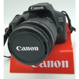 Canon EOS 2000D + EF-S 18-55mm f/3.5-5.6 III (Scatti 3.172) USATO "SALDI"